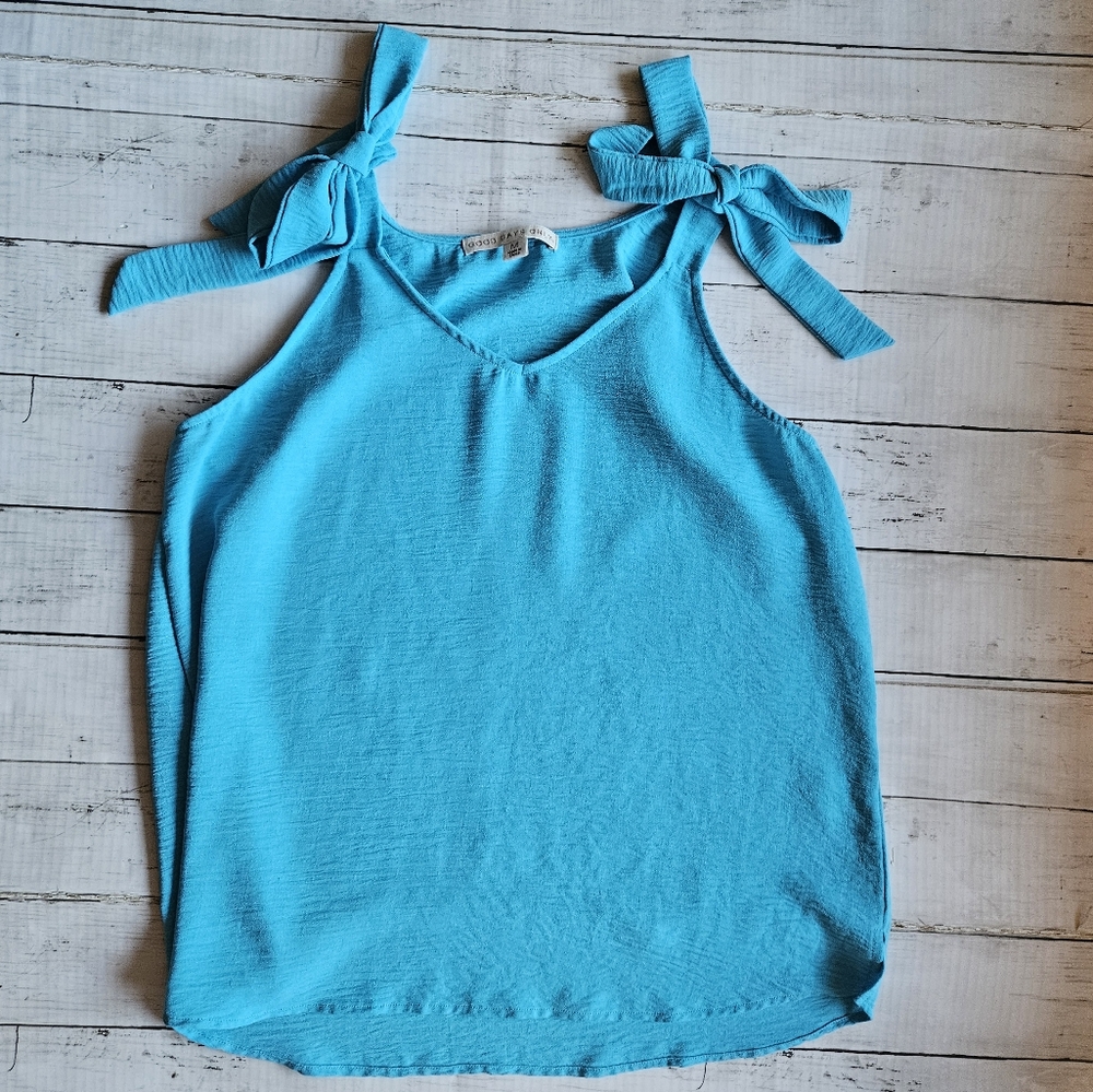 Good Days Only Blue‎ Bow Tank Size Medium